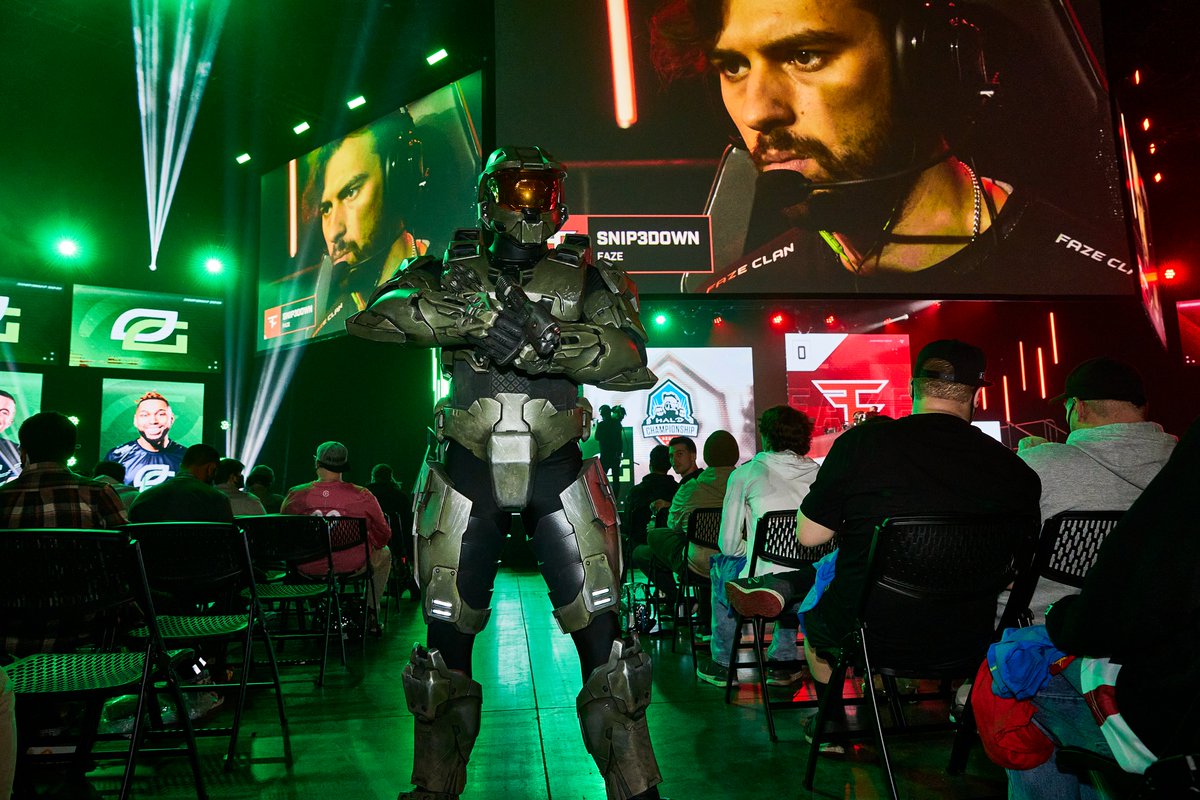 HCS's tweet photo. Day 2 of action live from the first-ever #HaloInfinite LAN has concluded! The final day – and, the crowing of our champion, is just around the corner. Tune in tomorrow at 7am PT / 10am ET as we kickoff Championship Sunday at the @HCS Raleigh Major! https://t.co/MStR9ygWpU