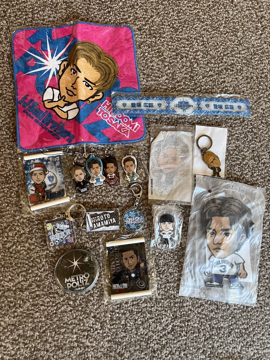 0_vxhe's tweet photo. 三代目メンバーグッズ譲ります！
希望額提示の上リプ又はDMお願いします！
#登坂広臣#今市隆二#小林直己#片岡直人#山下健二郎#ELLY#岩田剛典#譲り https://t.co/jUmbHmVQ6z