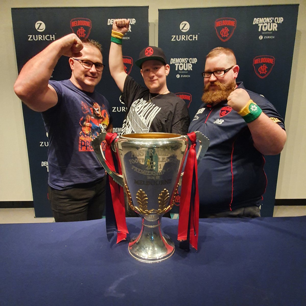 SeanBalor's tweet photo. Finally met @TheDeesCup 🔴🔵🏆. Hate photos of me 😂 but these will do just nicely. (Me, my brother Luke and my cousin Troy). • @melbournefc • #2021premiers #godees #giveemhell #myheartbeatstrue #demonblood #hellyeah @deearmy https://t.co/k5u92CXuSJ