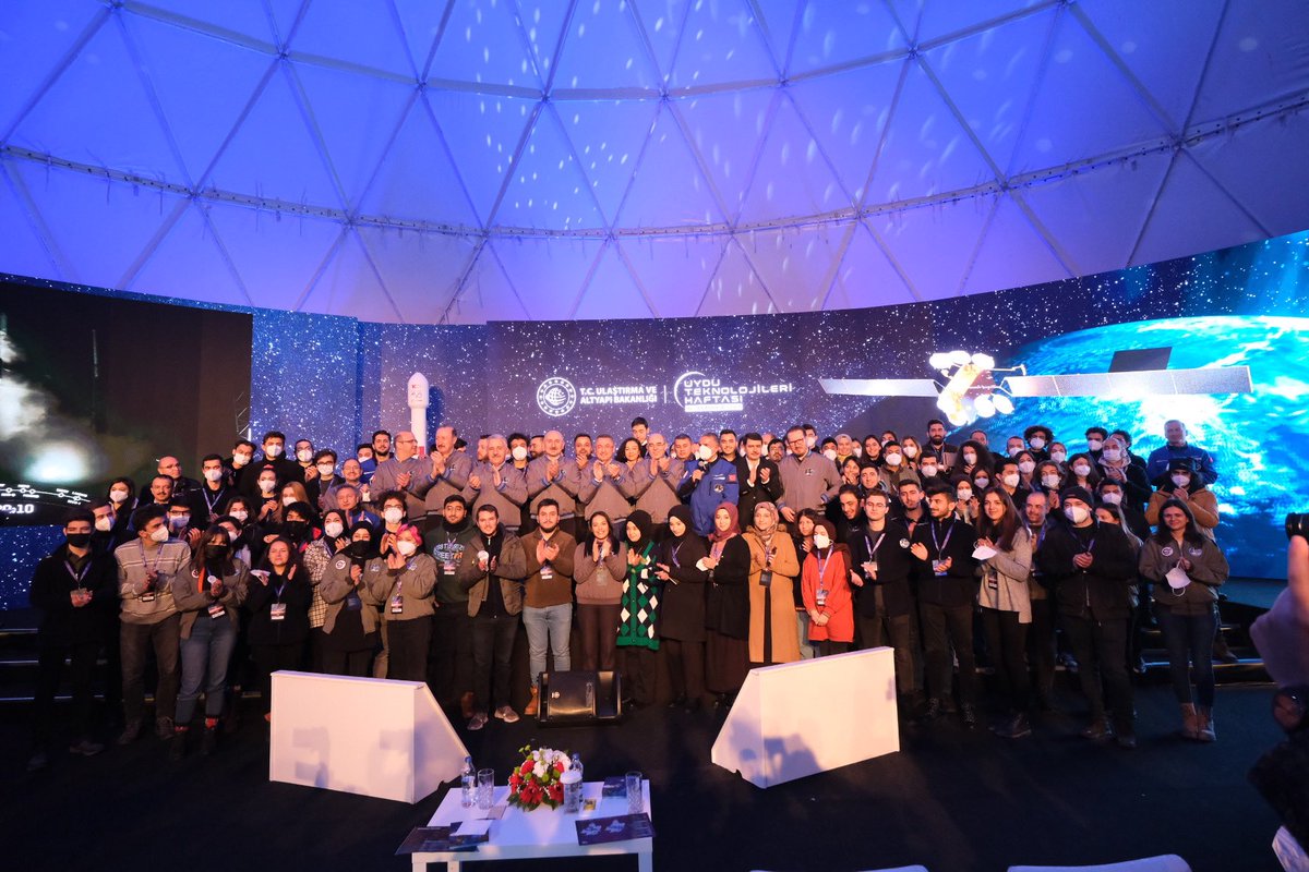 Bu yılın başında #TÜRKSAT5A’yı fırlatmanın heyecanını yaşadık. Şimdi TÜRKSAT-5B’nin uzay yolculuğu başladı. Yolun açık olsun #TÜRKSAT5B.