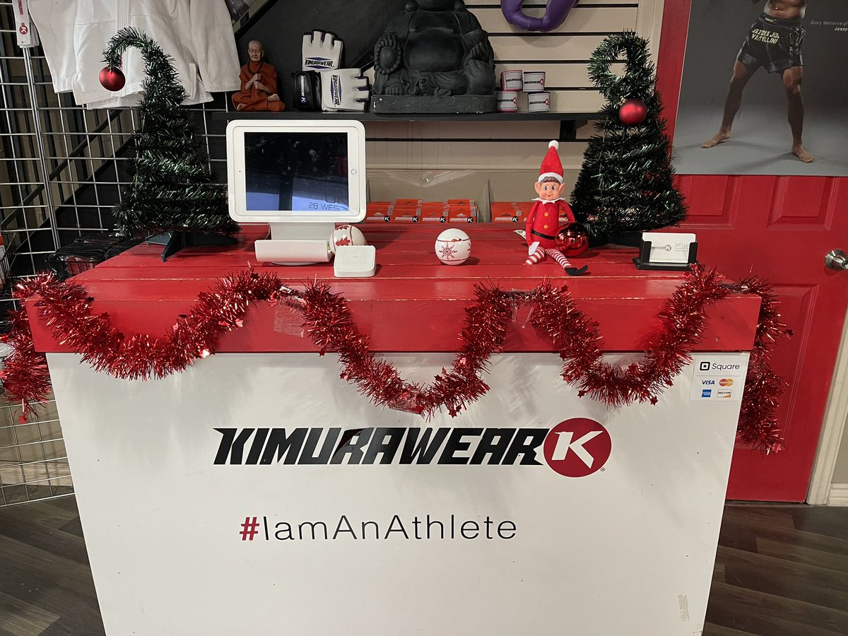Kimurawear's tweet photo. Starting to feel a lot like Christmas at @Kimurawear HQ https://t.co/2zN1MldPVk #boxing #MMA https://t.co/aGQmMdU8E7