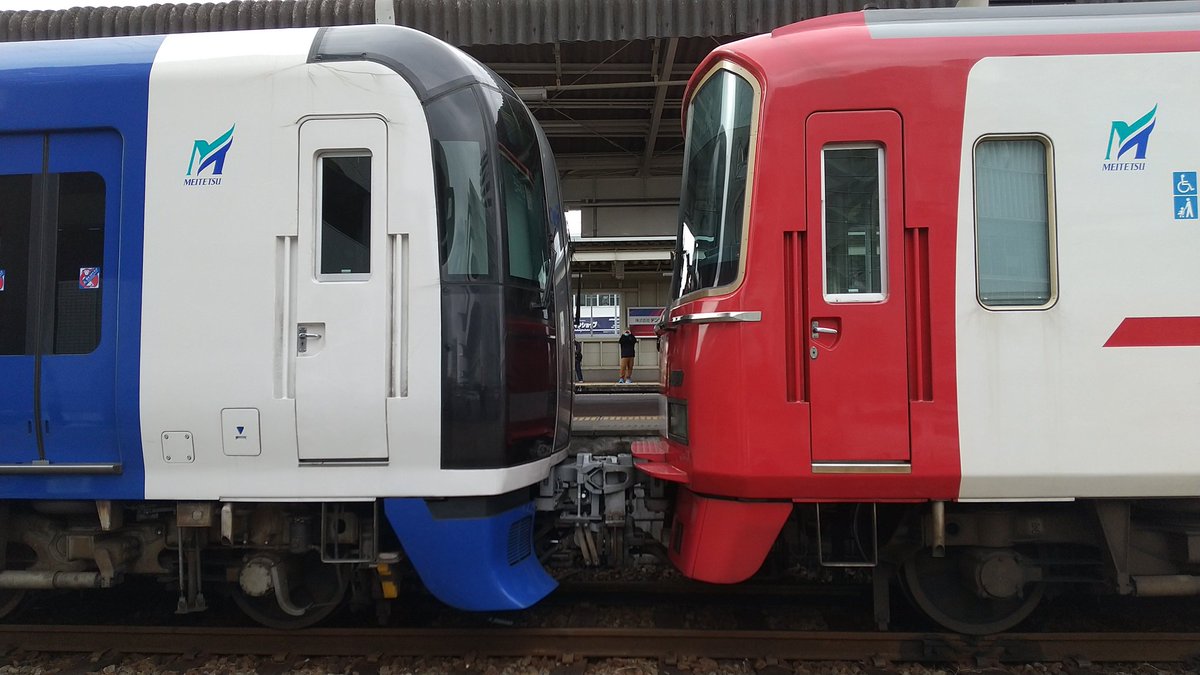 70049Thomas's tweet photo. 本日は2002f+3118fの特急知多半田行を撮影してきました。上り特急知多半田は八幡新田で狙いましたが、奇しくも普通列車に被られたため失敗しました。デジカメでは撮れてます。知多半田駅と住吉町駅で折り返しを狙いました。
#名鉄 #2002f #3118f https://t.co/nS4jljdovD