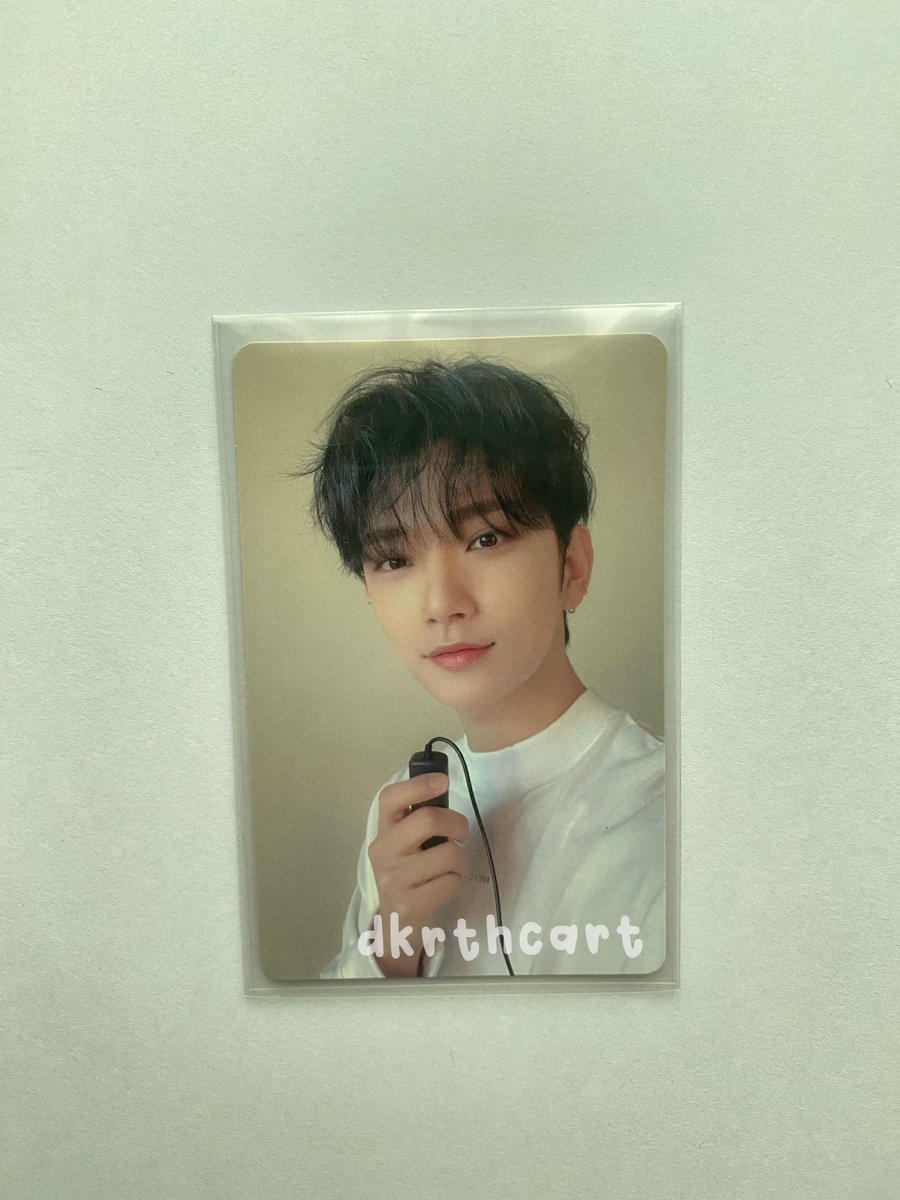 dkrthcart's tweet photo. thank u so much to the highest level @the8parinbiasko for offering me my prio pc 😭😭😭😭 grabe yung sparks parang nabulag ako ?!?!? love this hj pc so much 😩💥 thank u for the fast transaction!!  #rie_feedbacks https://t.co/cGMuiowqgD