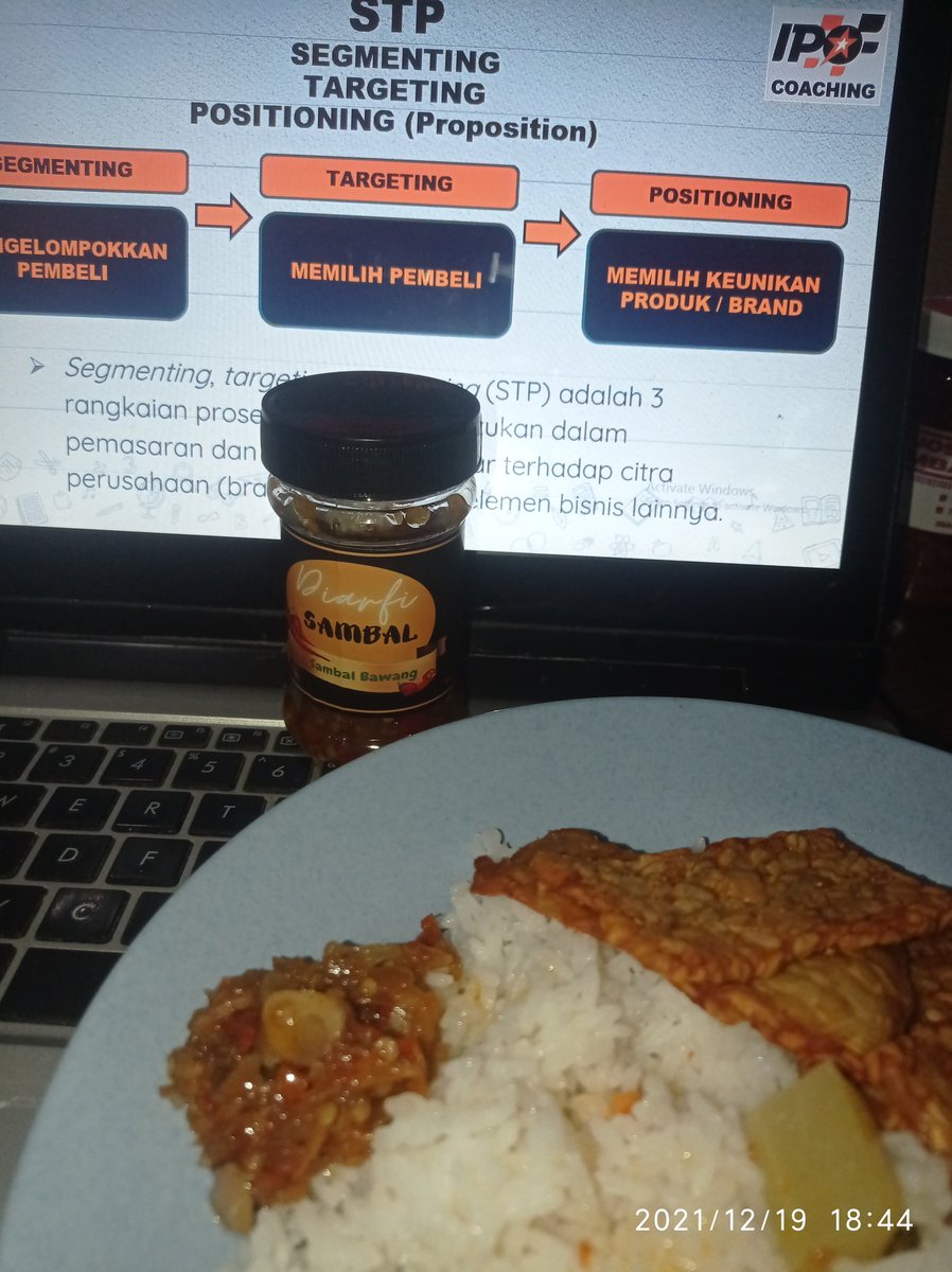 Makan biasa menjadi luar biasa dengan sambal bawang "Diarfi Sambal" dari Kak <a href="/Dini_Diarfi/">Arroyyan Dwi Andini</a> 

😊👍🙏