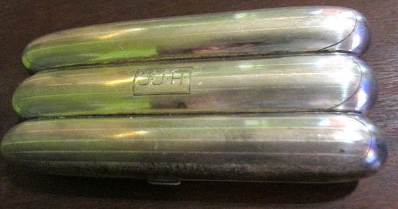 suedalsing's tweet image. Antique sterling silver, cigars holder, Cigar etsy.me/3GTdAy7 #collectibles #tobacciana #antiquesterling #sterlingsilver @etsymktgtool