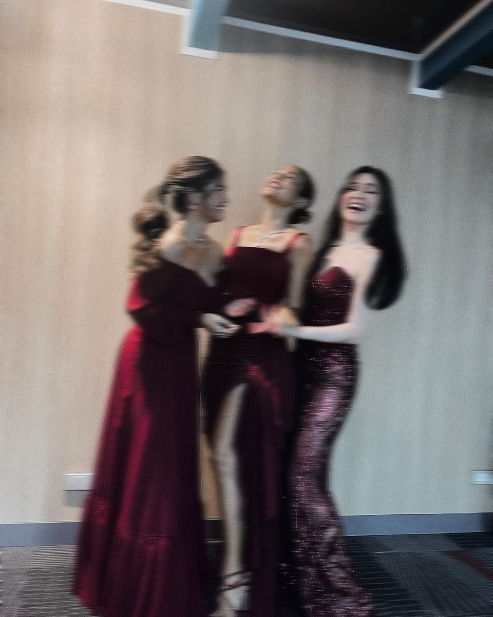 _kiraluv's tweet photo. 📷 | Heaven Peralejo Instagram Update with Kira and Ma. Iza Calzado! ❤

@Kbalinger • #KiraBalinger https://t.co/MnNfZ1VzpC