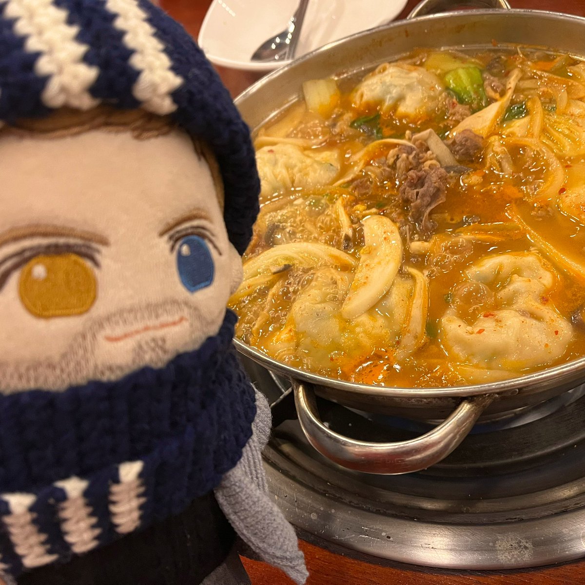 TMI 3가지 남기고 트친 셋에게 넘기기 

1. 뒤늦게 클쓰마스 꼬까옷 샀어요😉
2. 솜태기(?) 탈출을 시도 중이에요..
3. 와플대학 다녀왔어요 와플 왕사랑🥰

> 사진은 어제자 토둥이😇

<a href="/myloveforevervx/">uvmadoll(럽마돌)-프로마음찍러</a>
<a href="/small_x_sh/">과솜</a>
<a href="/yuzujourney/">페이퍼즈</a>