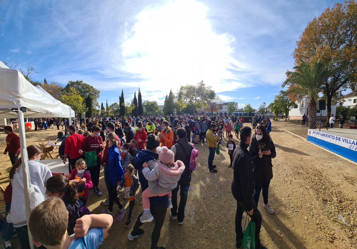 MartinTorCas's tweet photo. Siempre es una alegría colaborar en esta carrera solidaria #FranCastillo a beneficio de la #AsoDeTuMano. Gracias a todos los participantes. @Ayto_VvaAriscal https://t.co/gM1FhQLOrU