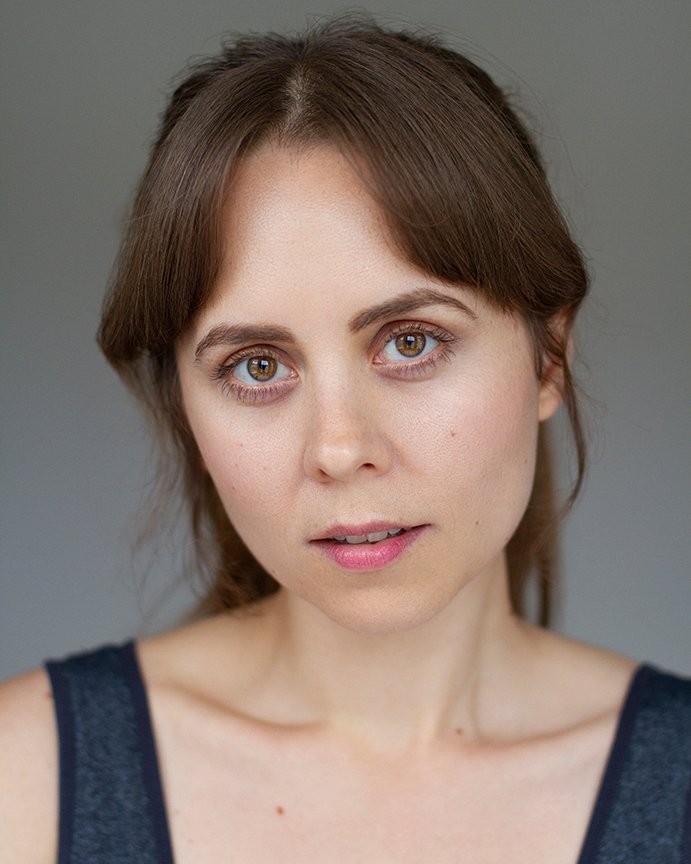 JulieGilby's tweet photo. I think this is my favourite photo from my headshot shoot with @freshestframes but I tried not to chose my final selection of images that way and instead really look at which ones portrayed the range of characters and personalities that I wanted to showcase. What do you think? https://t.co/DiIfsYSUOa