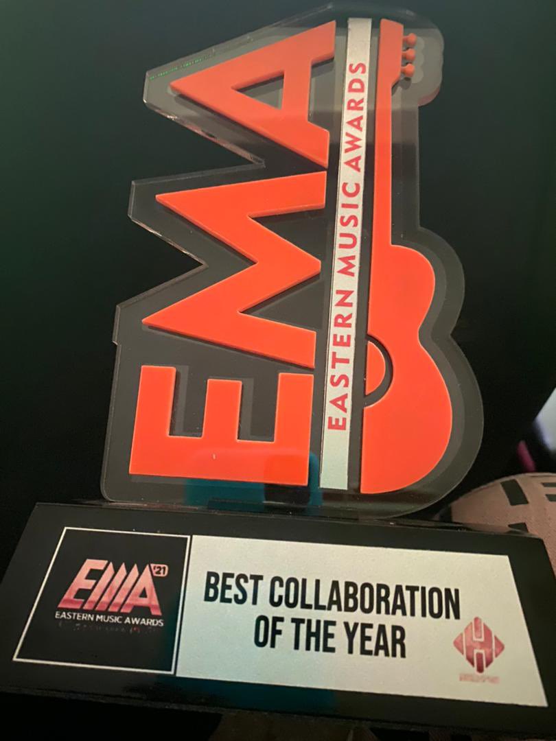 Ko7Music's tweet photo. #Eastern_music_awards
We won best collaboration of the year, KO7 ft Epixodemusic x Obibini #Street. thank you very much for your vote, fans of ko7 God bless u.
#1MR_OPENA
#7MUSIC https://t.co/oP1yzeGI9b
