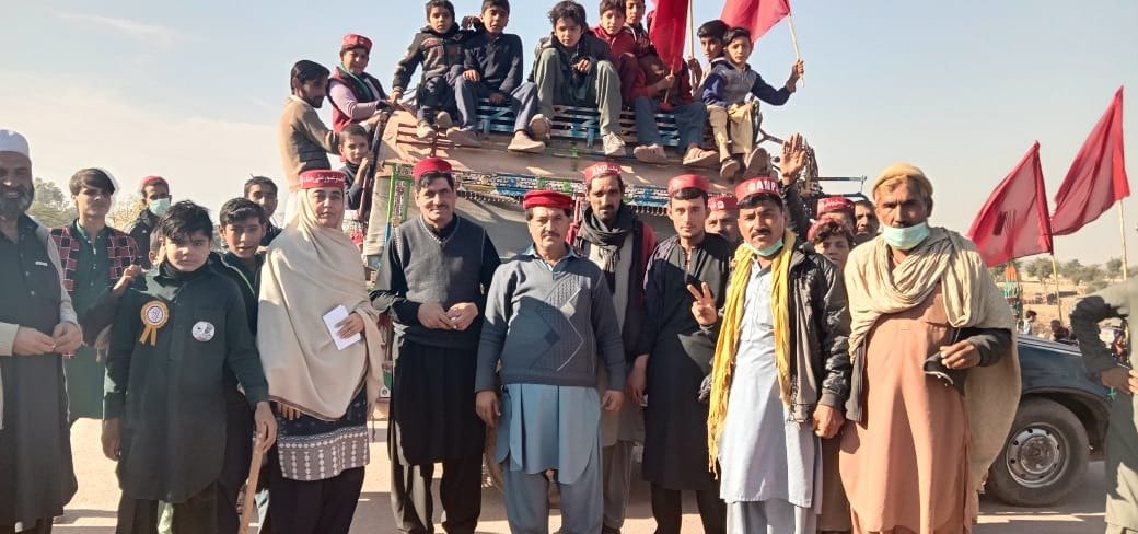 ANPMarkaz's tweet photo. بلدیاتی انتخابات۔ مرکزی نائب صدر ارم فاطمہ نے نوشہرہ تحصیل پبی میں پولنگ کیمپ کا دورہ کیا۔ ضلعی انفارمیشن سیکرٹری عرفان خٹک اور دیگر ذمہ داران بھی ہمراہ تھے۔
#Vote4Laltain https://t.co/AEM0vcLDvy