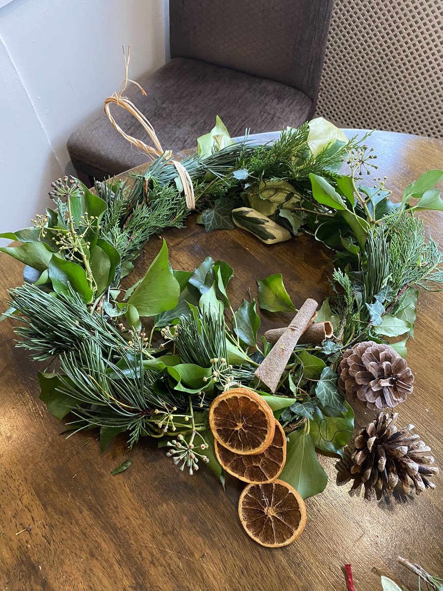 TConnectionSp's tweet image. The Wild Thyme Garden #Volunteering project took to the welcoming indoors last Monday for our final session in 2021!  We’ll see folks through the winter for planned stay in touch meet ups 👍🏼 #matlock #Derbyshire @OTherapistMH