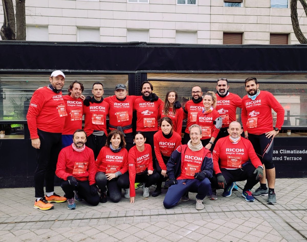 ricohspain's tweet photo. #FelizDomingo
🏃🏃‍♂️🏃‍♀️Hoy toca madrugón para participar en la #CarreraDeLasEmpresas by @bancosantander y seguir sumando esfuerzos para nuestros amigos de @criscancer 💪🏻, una de las ONG elegidas por nuestros empleados con quien colaborar este año. 
¡Vamos equipo @ricohspain! 🙌🏻🙌🏻🙌🏻 https://t.co/gwkEGqFCP3