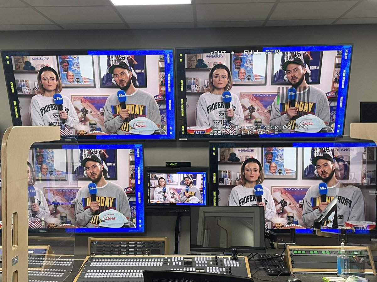 harryfangfoss's tweet photo. @NVLTweets its an #nflendzone playout this morning https://t.co/zfnm3uLF9n