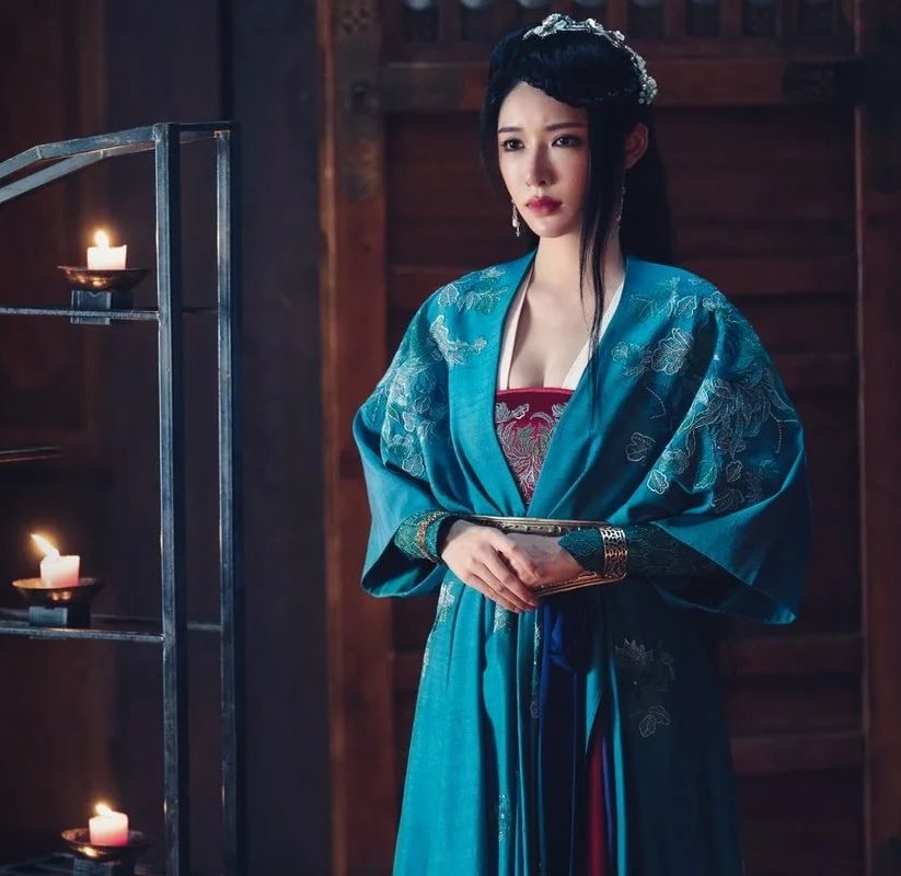 дорама легенда о фэй 2020. ван ибо легенда о фей. ван сяо. сяо в китае означает. даррен ван сяо чжан.