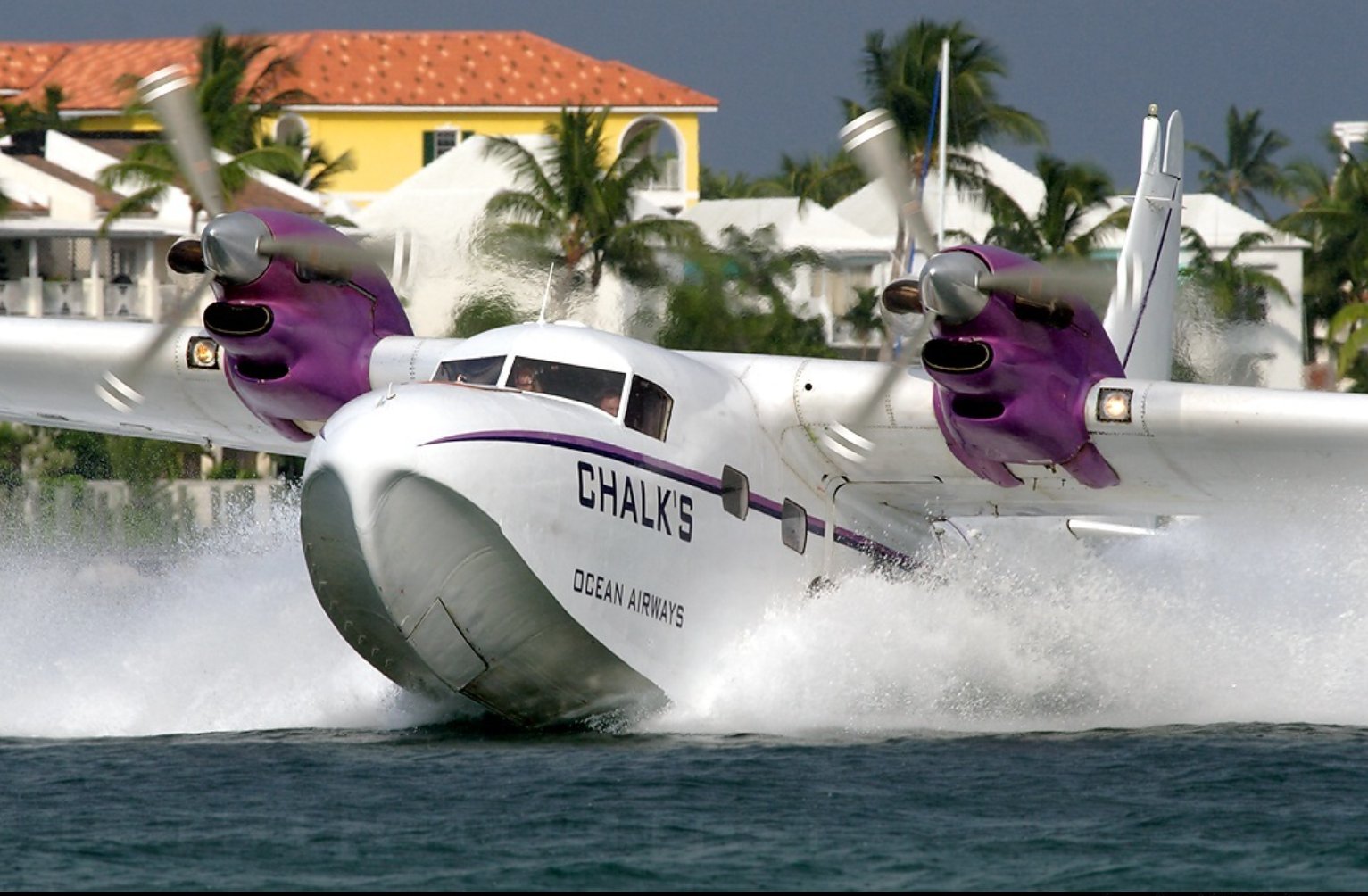 Air Crash Investigation on X: "🗓 | #OTD in 2005: The right wing of Chalk's  Ocean Airways Flight 101 (Grumman G-73T Turbine Mallard) separates from the  aircraft due to an improper repair