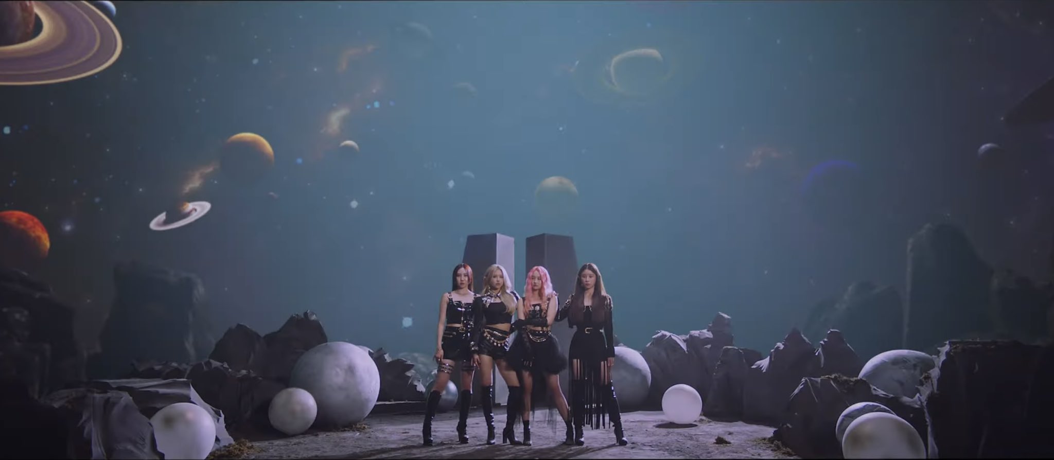 FG9boDWaUAslHxp?format=jpg&name=large