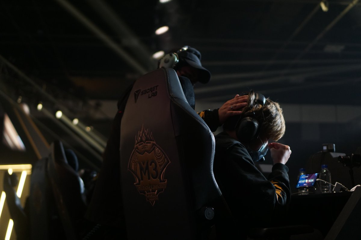 #BLCKONIC Game 1
Here we go.

#M3 #MLBBM3 #MLBBEsports