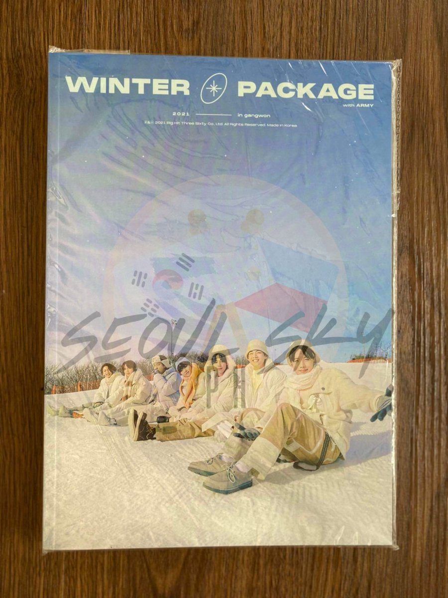 WTS/LFB | #SeoulSkyOnhand

[HELP RT]

BTS 2021 WINTER PACKAGE UNSEALED PHOTOBOOK

🏷️ ₱699 + LSF

✔️ No creases, mint condition
‼️ PAYO/ 3 days to pay 
✨ Onhand, ready to ship
💳 Gcash and BPI

📝 Reply with "MINE - WP" if a serious buyer