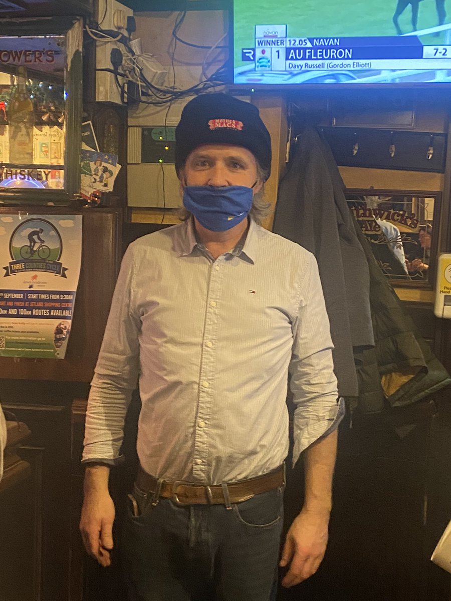 mothermacspub's tweet image. John Fennessy of Fennessys William St. presenting a special edition Mother Macs beanie to @patsyflannery on the occasion of the pubs 62nd birthday. 

John is quoted as saying “A big one for the small one” referring to the beanie