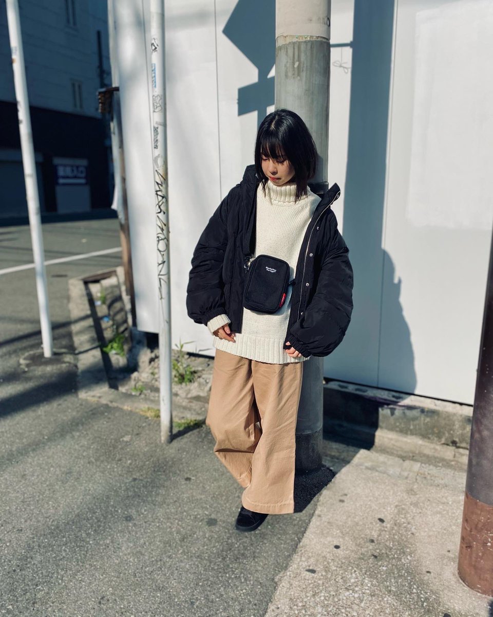 mp_namba's tweet photo. 【Cobble Hill Bag (MD)】
Number:#MP1436
Color: Black
Price:¥7,150(tax in)
Size: 幅12.5×高さ20×マチ6.5cm
Staff:158cm
シンプルなデザインで新しいロゴがポイントのショルダーバッグです!
#manhattanportage #マンハッタンポーテージ #なんばパークス
@parks_official https://t.co/9MQDMLNHDG
