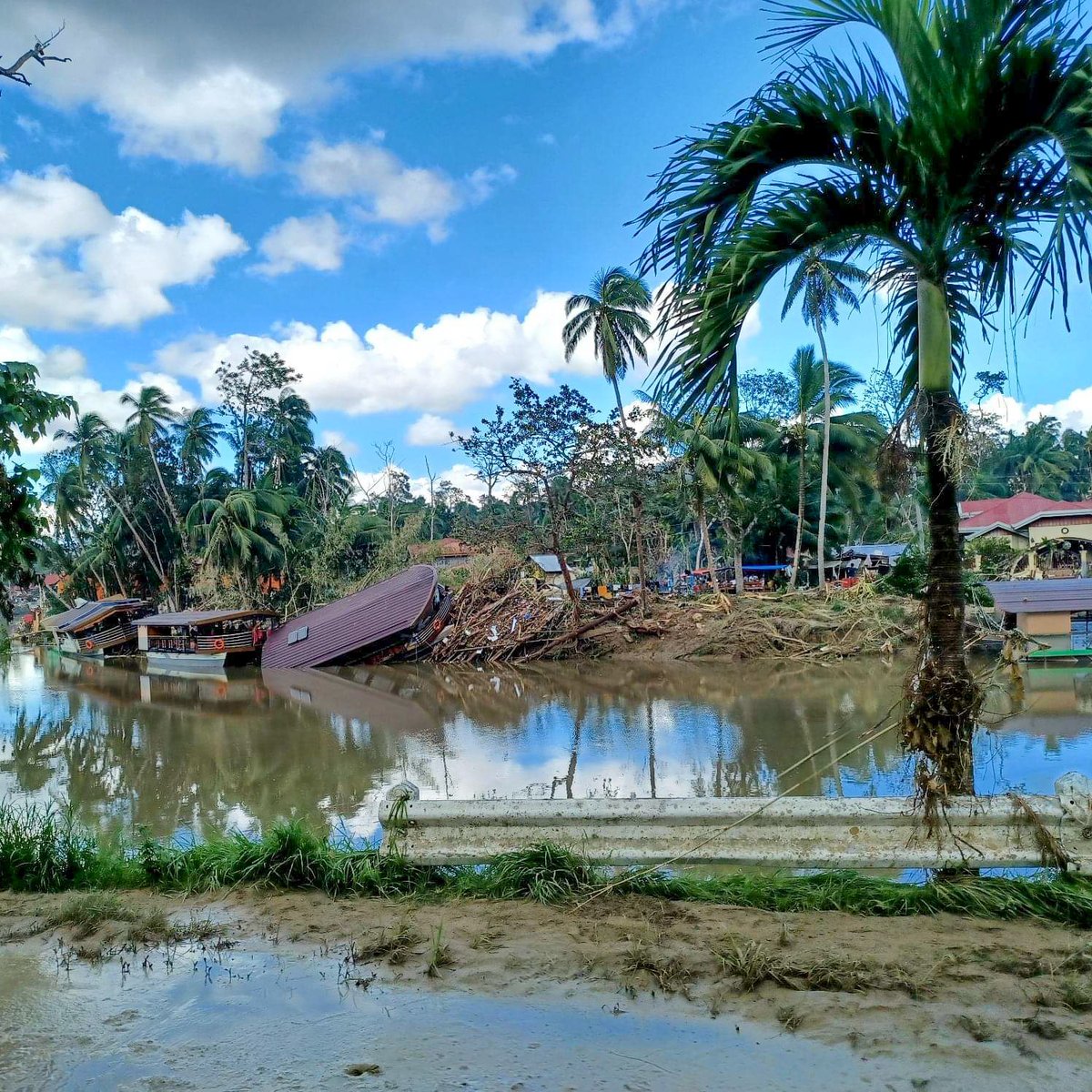 ShelterBox tweet media