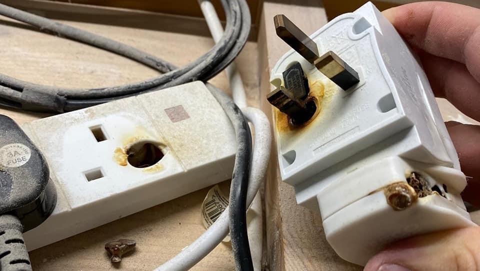 Live Wire PAT testing tweet media