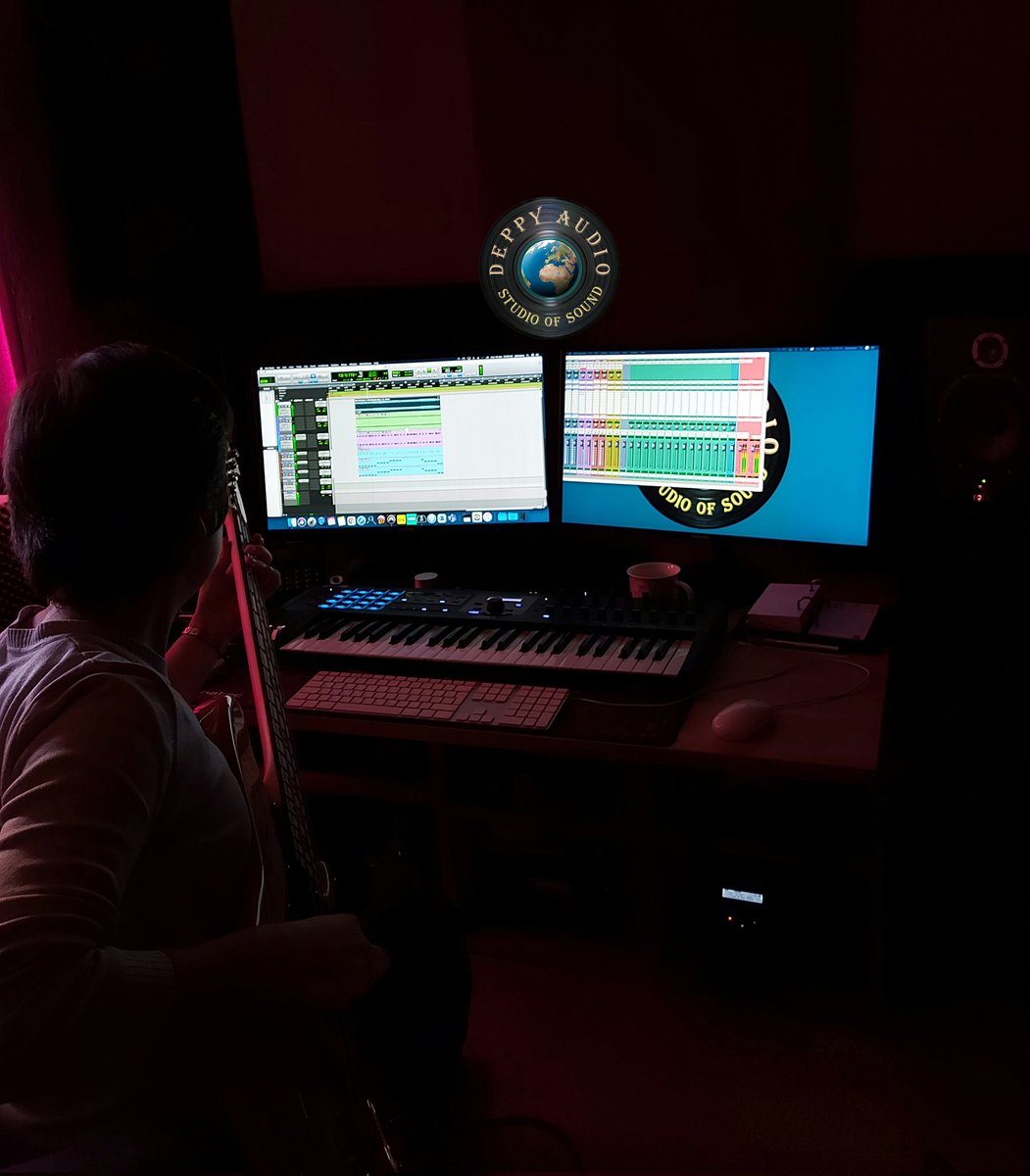 DeppyAudio's tweet photo. Recording another Christmas Song
#Christmassong #Christmasdays #recording #mixing #editing #mastering #voice #guitars #bass #drums #metrichalo #protools #sonicstudio #soundblade #focal #soundengineer #sounddesign https://t.co/T6jOSJXjPt