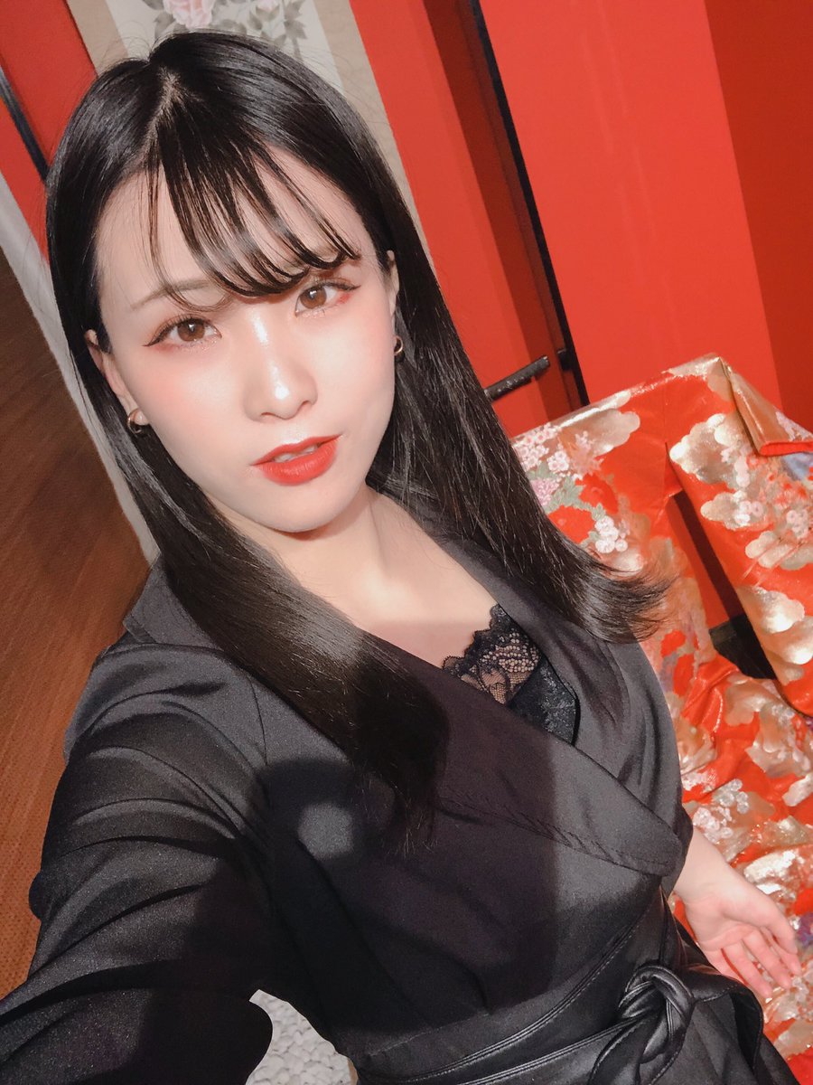 Kotose0903's tweet photo. 🆕情報解禁🆕

和をテーマとした
ダンスボーカルユニット

#影SHADOW女組

の新メンバーになりました🎤

今後はこのグループでライブ活動等していきます💃

憧れのオリジナル曲とかもあって…
早くお披露目したい🔥

ちなみにグループ最年少です🥰
2次元イラストもあるの✏️
応援よろしくお願いします📣 https://t.co/f2CWAJdVY4