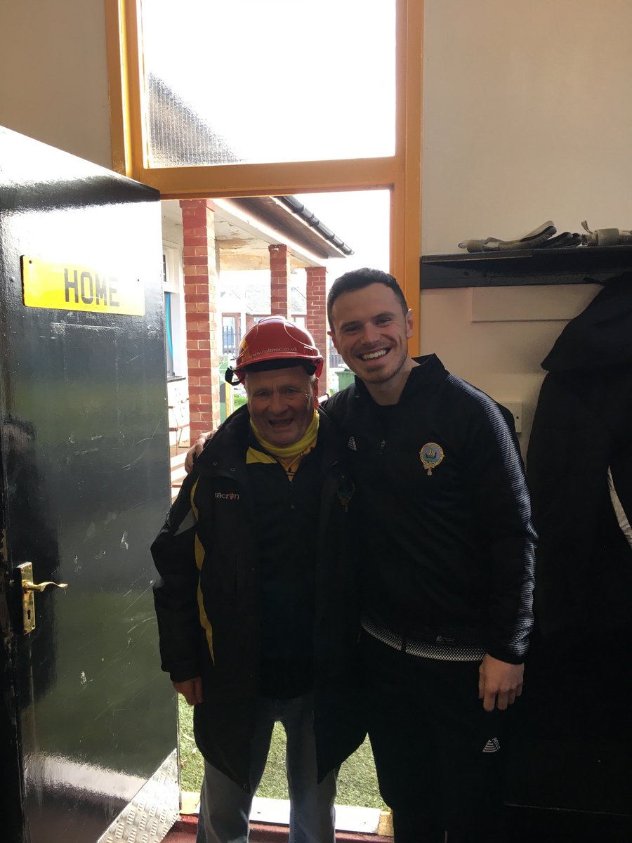 patrick_rall's tweet image. Get a hat when on when belter jack trying to score 🙈🙈🙈