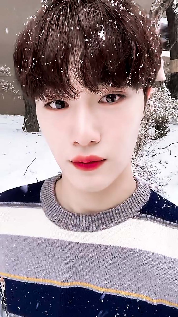 blanc_cix's tweet photo. #CIX #HYUNSUK #윤현석 https://t.co/A35dEfFvxD
