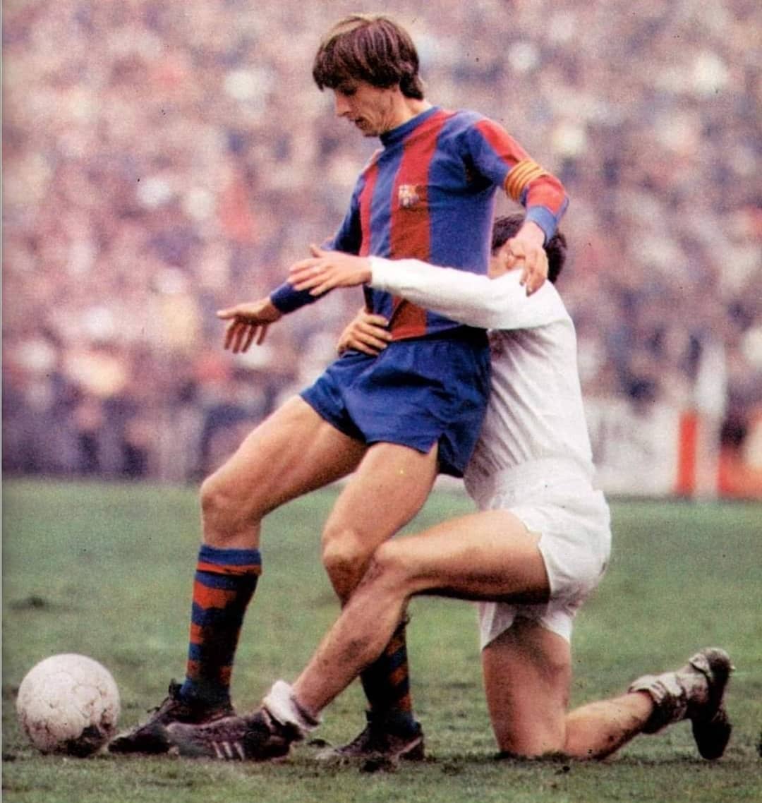 FOTOS HISTORICAS O CHULAS DE FUTBOL - Página 5 FG9u-JQXoAQsGqW?format=jpg&name=medium