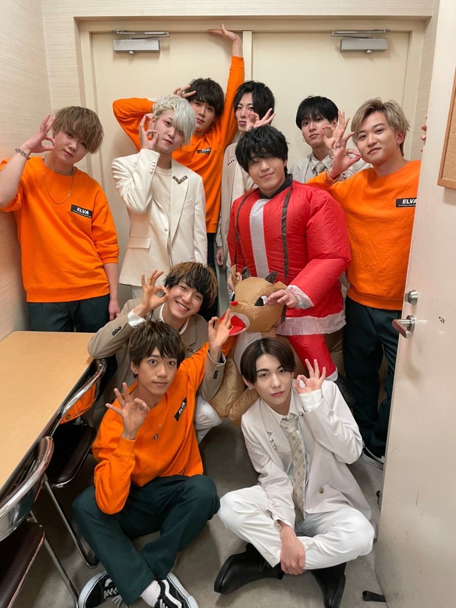 ELVA_STAFF's tweet image. 2021.12.17

ELVA Super LIVE
『LEVEL MAX vol.2』
@ 阿倍野ROCKTOWN

#キャンディプラネット × #ELVA

vol.2のトップバッター
盛り上げていただきました👏

出演していただき
ありがとうございました‼️

#LEVELMAX #キャンプラ #えるば