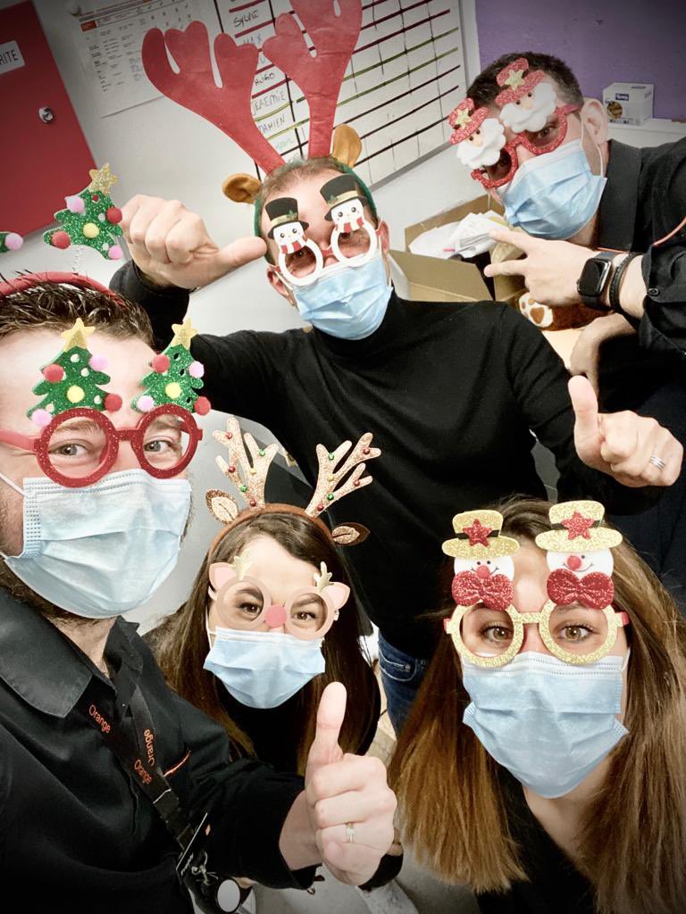 Vous calez pour vos derniers 🎁 ? Nos boutiques <a href="/OrangeNvAquit/">Orange Nouvelle Aquitaine</a> sont ouvertes ce dimanche et se sont mises sur leur 31 pour vous accueillir🤵🏽‍♂️🤵‍♀️🧑‍🎄 venez nous retrouver pour garnir le 🎄🎁