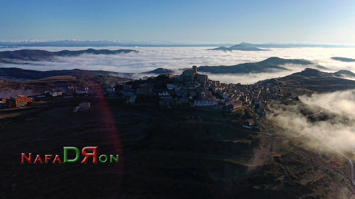 NafarDron's tweet photo. Perdura la niebla en la zona media
Puedes volver a volar por #ujue entre nieblas esta vez con NafarDron, video en YouTube https://t.co/tbi4QCXgCK
#pueblomasbonitodeespaña #navarra #nubes #niebla #nafarroa
#photography #djigo #djiphantom #drone #dron #fotografiaaerea #dronenature https://t.co/YfeAErB5CK