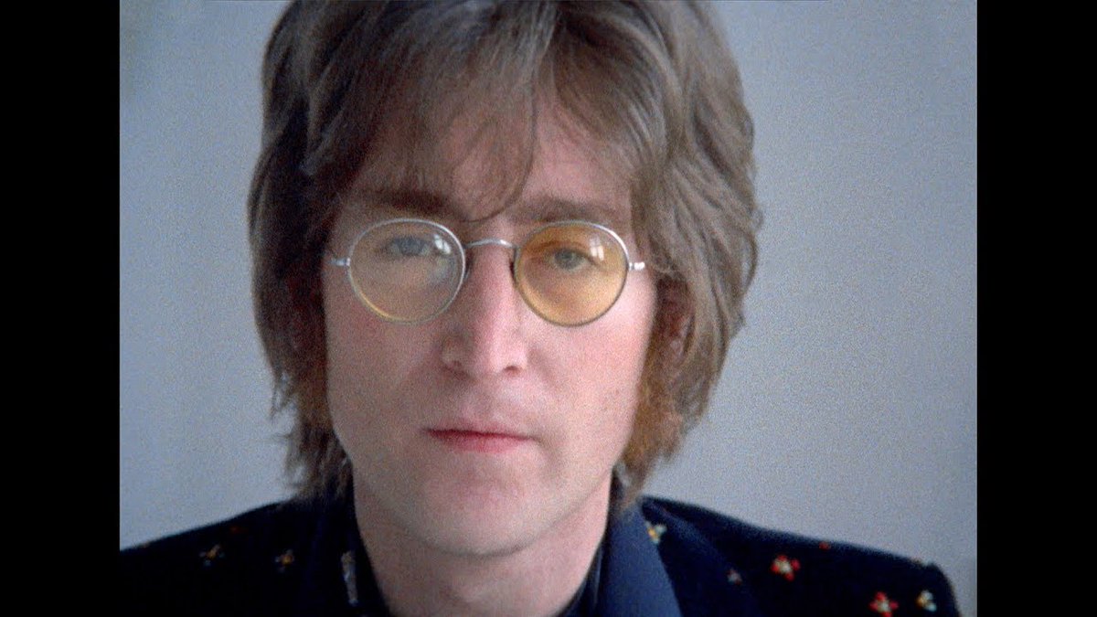 Op deze dag in 1980 werd John Lennon vermoord, muzikant en politiek activist. De hedendaagse popmuziek is ondenkbaar zonder nummers als Give Peace a Chance, Power to the People, Happy Xmas (War is over) en Imagine - en uiteraard alle nummers met The Beatles samen