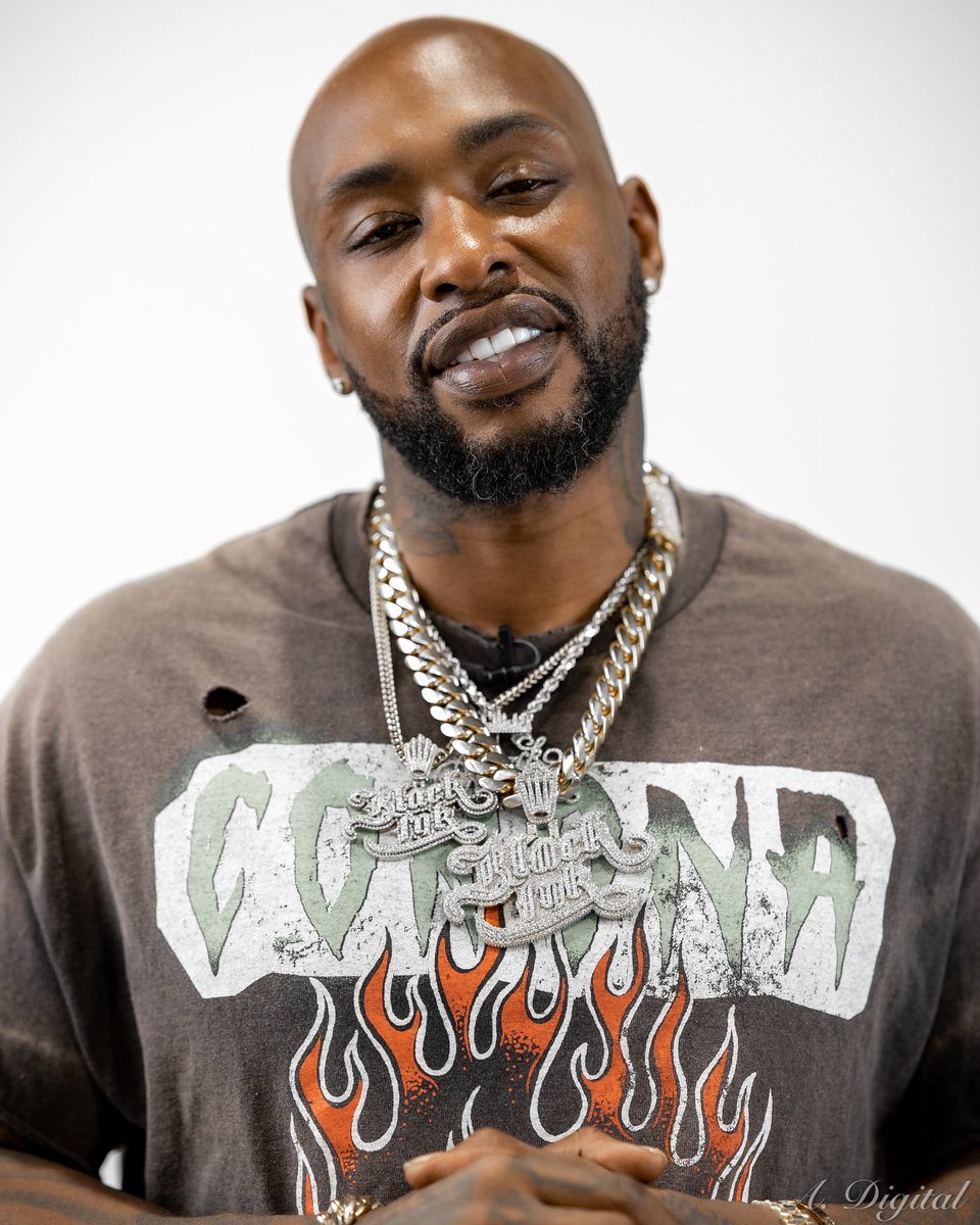 itsarmis's tweet photo. This past week I had the pleasure of photographing one of the greats. @ceaserblackink Cooler than a fan and humble to the core. #imdashoota https://t.co/P9lEKmnAo9