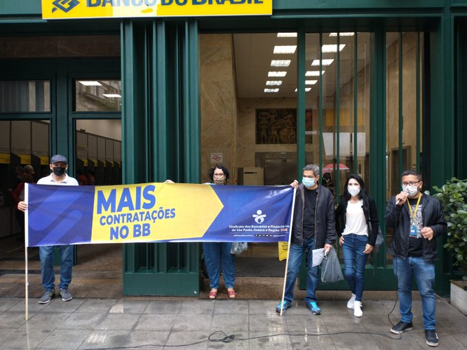 mbia13gmailcom1's tweet photo. #ProcuramosNoBBeCaixa https://t.co/hNgTiqfpvO