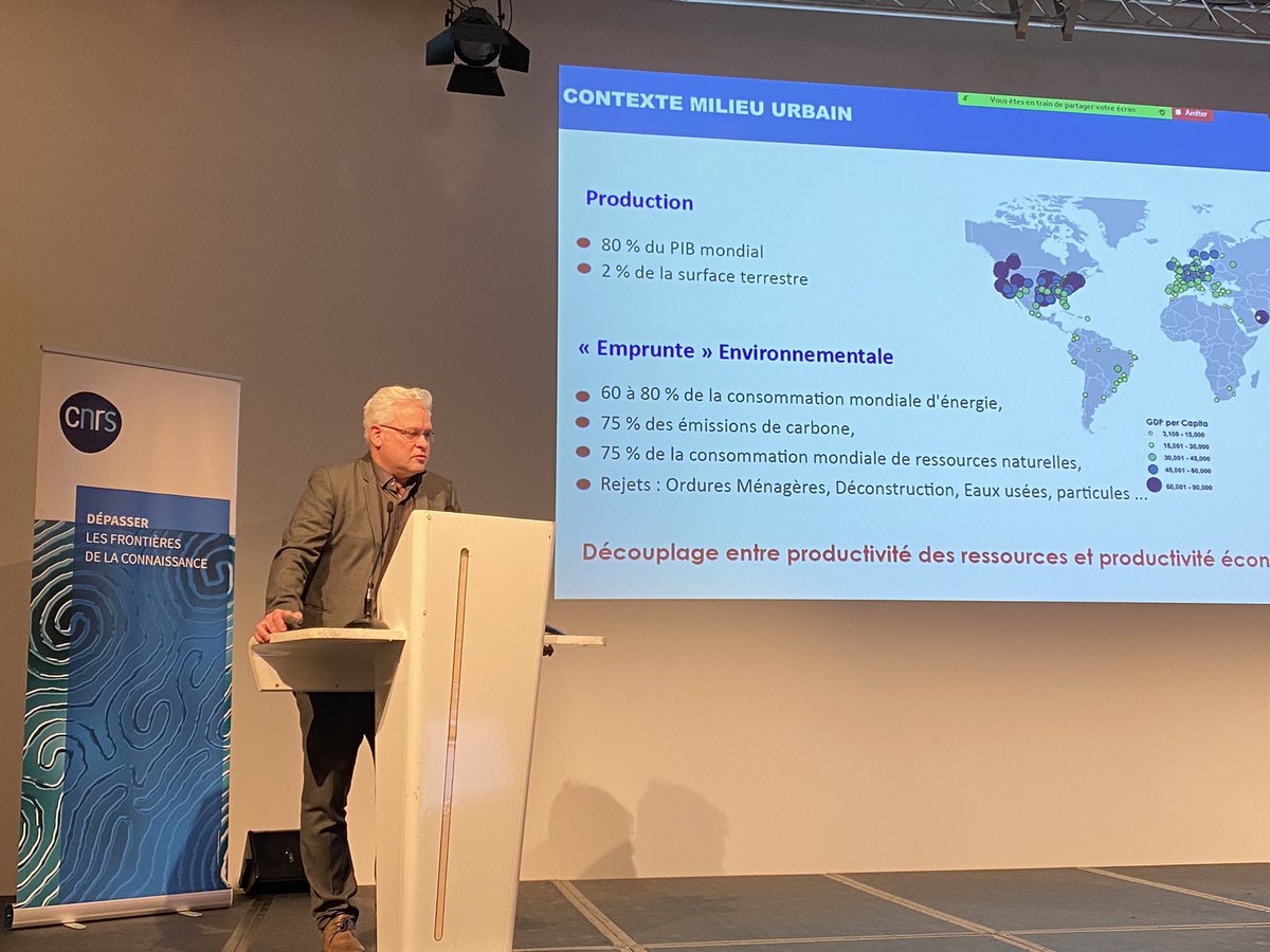 CNRSingenierie's tweet photo. Session Bâtiments et villes durables 🏡 du colloque #Energie du @CNRS avec Christophe Menezo #LOCIE, Thomas Leduc #AAU et Gabriela Tarantino #ICMMO.

➡️ https://t.co/GYXnJ1CSSU https://t.co/z4caRCANtt