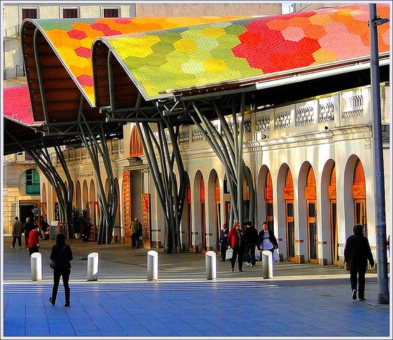 retokommerling's tweet photo. #DimartsUrbans _
Mercado de Santa Caterina en Barcelona, diseñado por @EMBT #Arquitectura #Architecture https://t.co/zJ6LMvZePP
