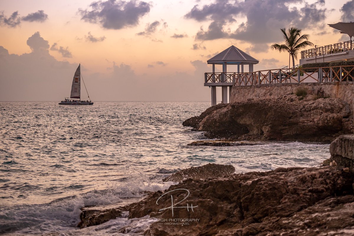 RTGH PHOTOGRAPHY tweet media