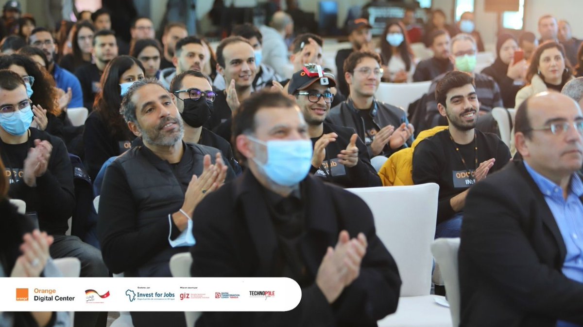 OrangeTN_Plus's tweet photo. Bravo👏aux gagnants du #Makeathon! 
3ème prix pour #ISETKEF avec l'invention I-CARE Système d'alerte de cas sanitaires urgents, 
2ème prix pour #ENISO avec GUIDINI Détecteur de travaux/défauts routiers et #INSAT 1ère place avec EYESE Casquette guide d’obstacles pour malvoyants https://t.co/C0gmBGKSwh