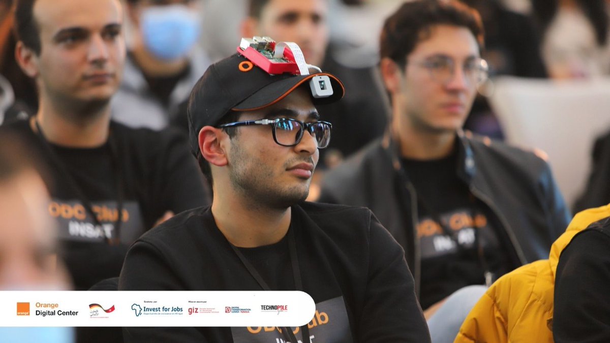 OrangeTN_Plus's tweet photo. Bravo👏aux gagnants du #Makeathon! 
3ème prix pour #ISETKEF avec l'invention I-CARE Système d'alerte de cas sanitaires urgents, 
2ème prix pour #ENISO avec GUIDINI Détecteur de travaux/défauts routiers et #INSAT 1ère place avec EYESE Casquette guide d’obstacles pour malvoyants https://t.co/C0gmBGKSwh