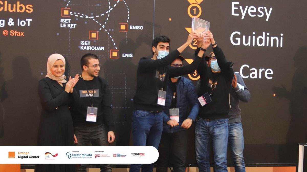 OrangeTN_Plus's tweet photo. Bravo👏aux gagnants du #Makeathon! 
3ème prix pour #ISETKEF avec l'invention I-CARE Système d'alerte de cas sanitaires urgents, 
2ème prix pour #ENISO avec GUIDINI Détecteur de travaux/défauts routiers et #INSAT 1ère place avec EYESE Casquette guide d’obstacles pour malvoyants https://t.co/C0gmBGKSwh