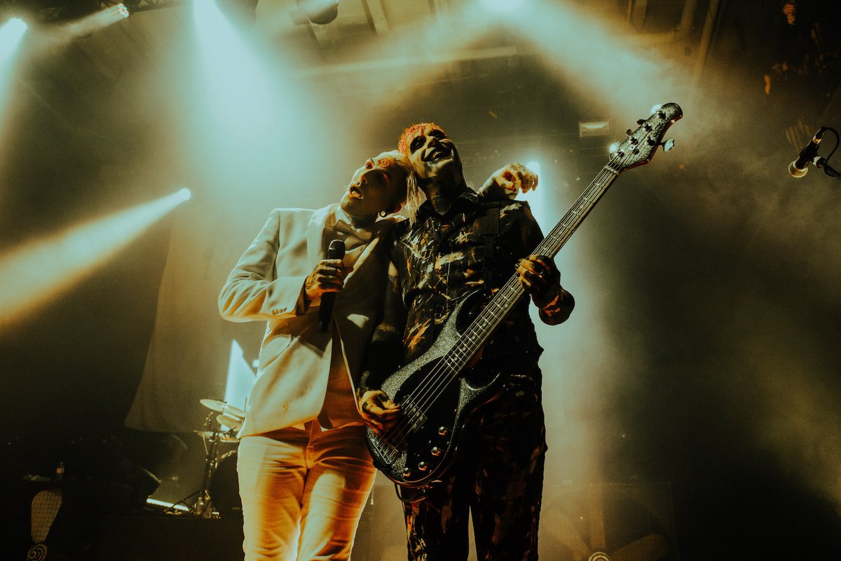 MIWband's tweet photo. Exclusive pre-sale for The Trinity of Terror Tour with @blackveilbrides and @ICENINEKILLS is now available. 

USE CODE: MIW570 and get tickets at: https://t.co/qWJu2GD2bK

Photos by @laurenklinge https://t.co/Z3eNIR1xqo