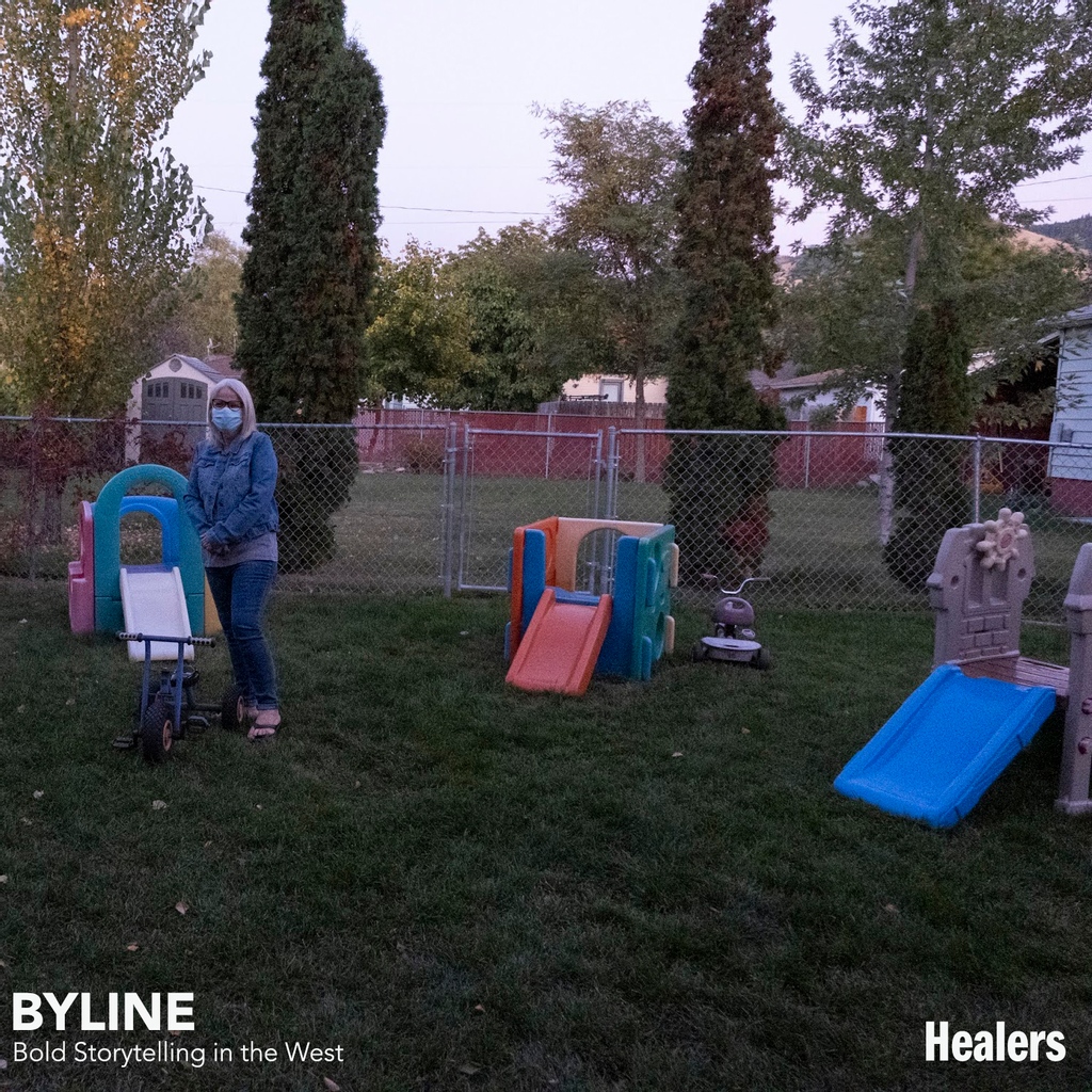 bylinemag's tweet photo. Liz Van Nice has provided child care for young families in Missoula for 36 years. She worries that the White House’s universal preschool will compound the child care crisis she is already dealing with.
✍️ Clarise Larson
📸 Michael martello
#learnbydoing #bylinemagazine #childcare https://t.co/81cxMjyFCy