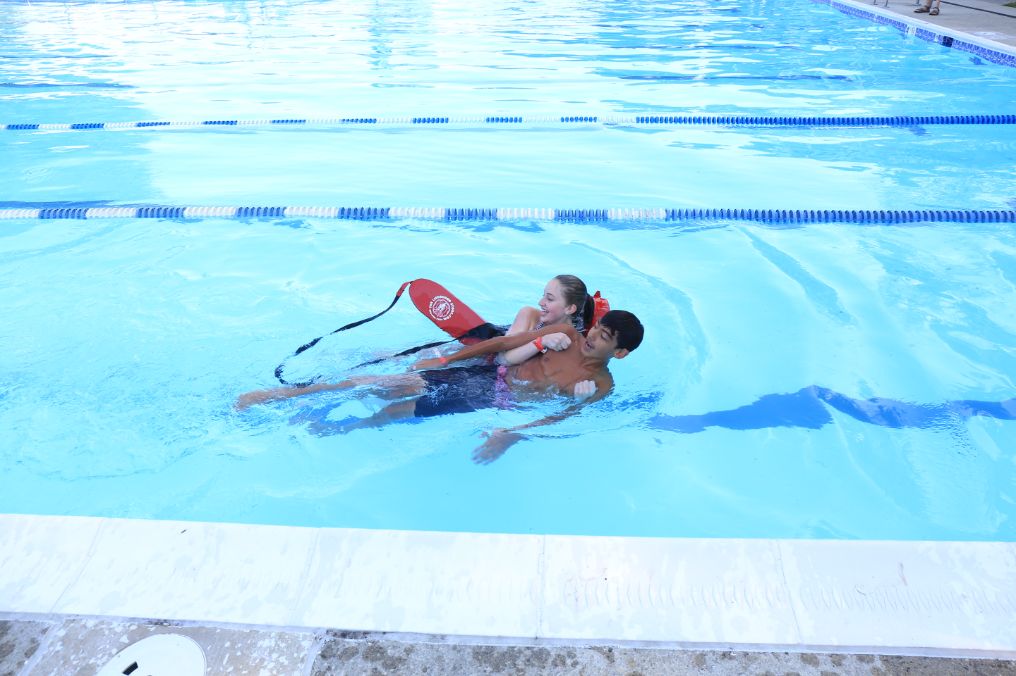 ColAssnSwim's tweet photo. Now hiring for Summer 2022! Pool managers, lifeguards, swim lesson instructors and more. 

Work poolside all season with a great team, free training and flexible hours! You don't have to live in Columbia to join our team. #columbiaassociation

Apply now! https://t.co/3q2uhvWxnm https://t.co/wGwiwcbx9H