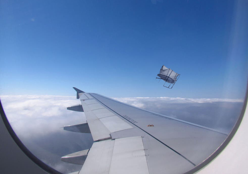 Captured on inbound flight to Dublin earlier. Careful out there, people.