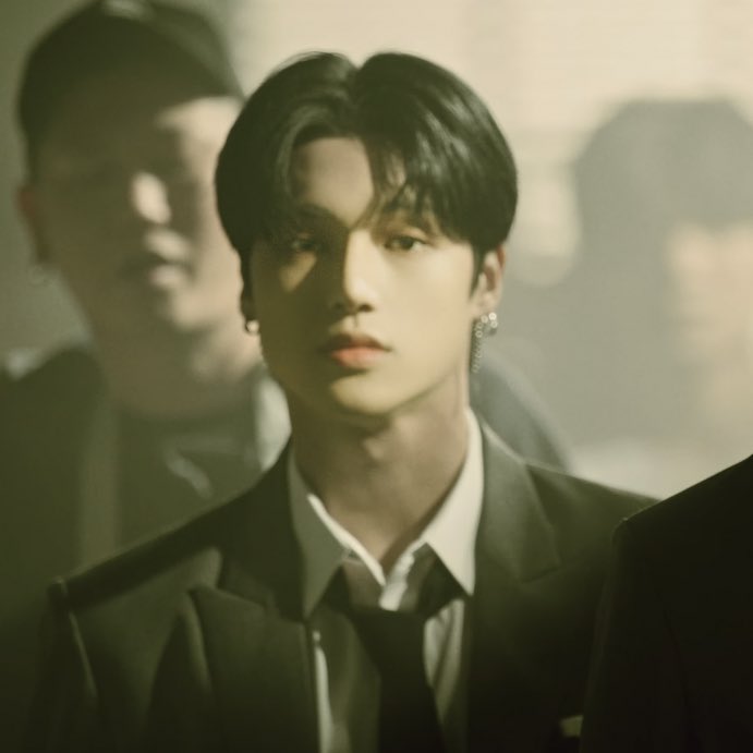 wooyoung pics ★ tweet media