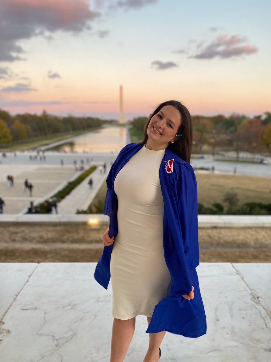 ericamnichole's tweet image. #2021AUGrad !!!! 3.5 years later 👩🏽‍🎓